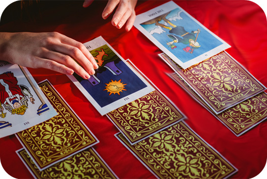Aspects of Reading Tarot Cards