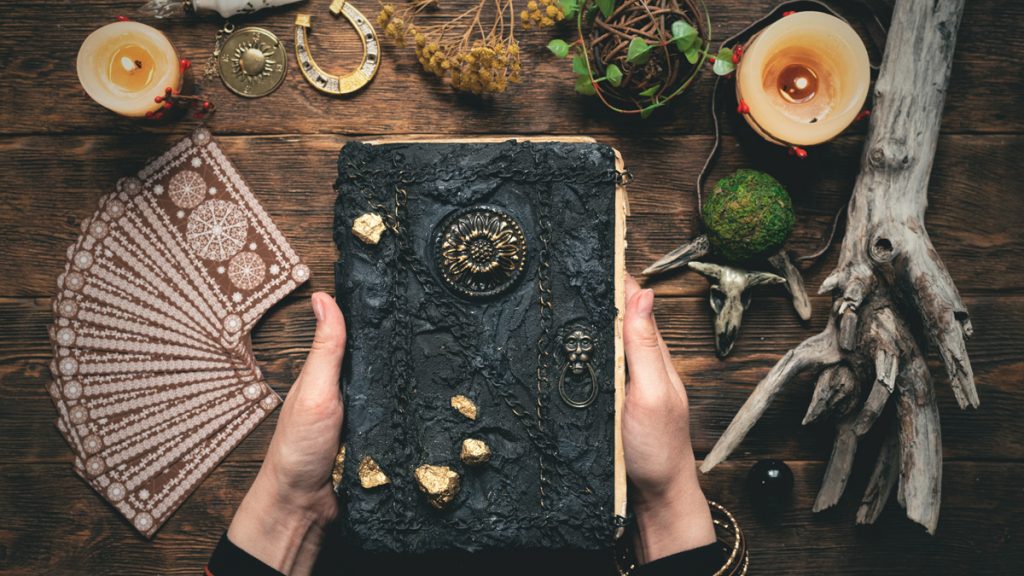 Keeping a Tarot Journal